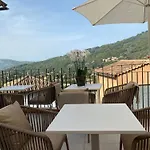 Menditzu Rooms